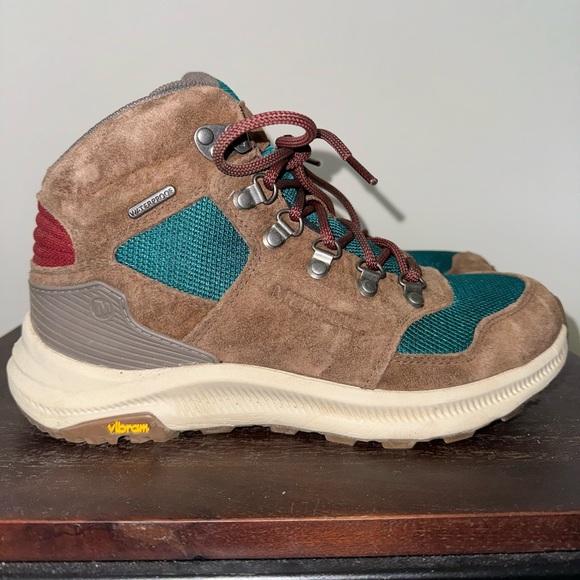 Merrell Hiking Boots - Picture 11 of 15